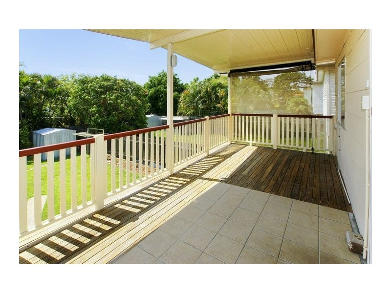 24 Gertrude Street, Redcliffe QLD 4020