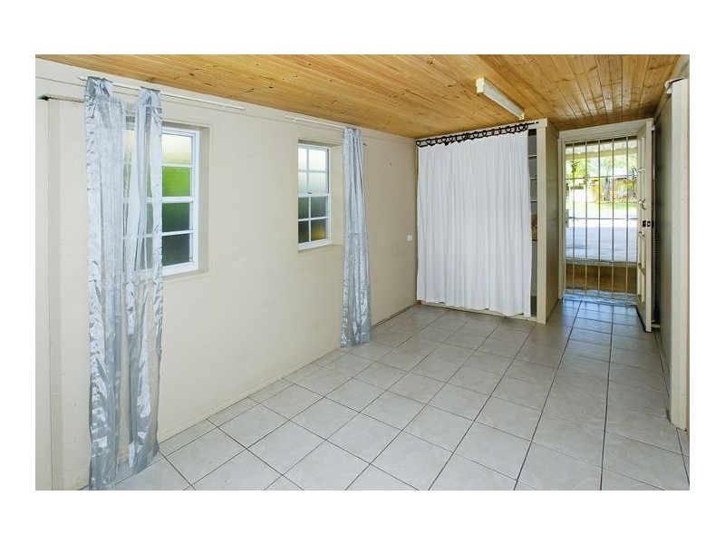 24 Gertrude Street, Redcliffe QLD 4020