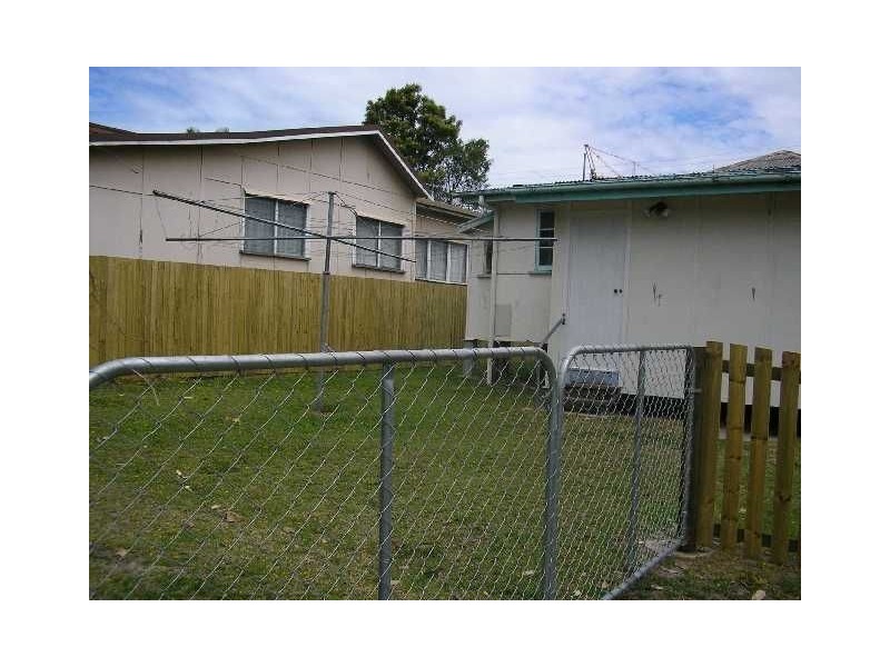 40 Louis Street, Redcliffe QLD 4020