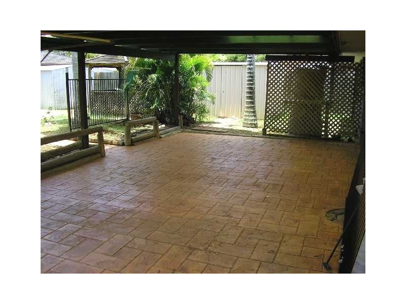 14 Beacon Crescent, Scarborough QLD 4020