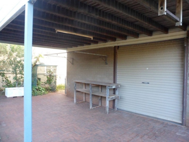 31 James Street, Scarborough QLD 4020