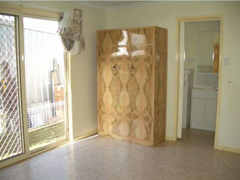 33 Greenup Street, Redcliffe QLD 4020