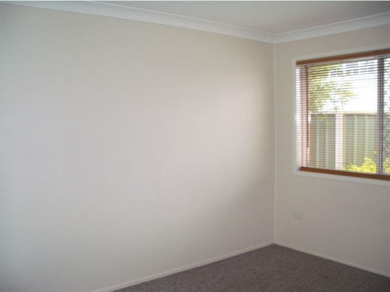 2/95 Kate Street, Woody Point QLD 4019