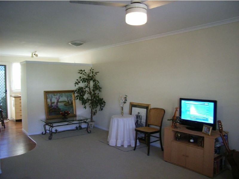 1/34 Queen Street,, Scarborough QLD 4020