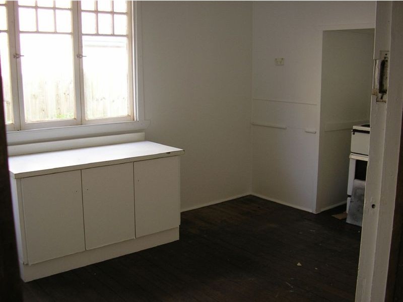 2A Shields Street, Redcliffe QLD 4020