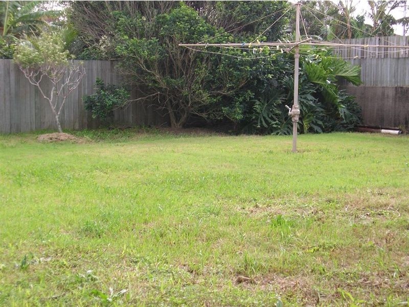 2A Shields Street, Redcliffe QLD 4020