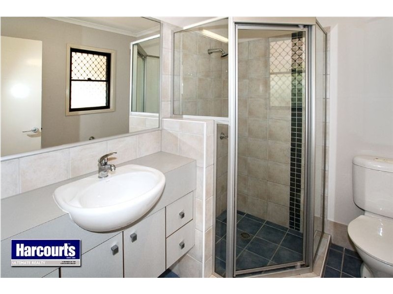 2/82 Mein Street, Scarborough QLD 4020