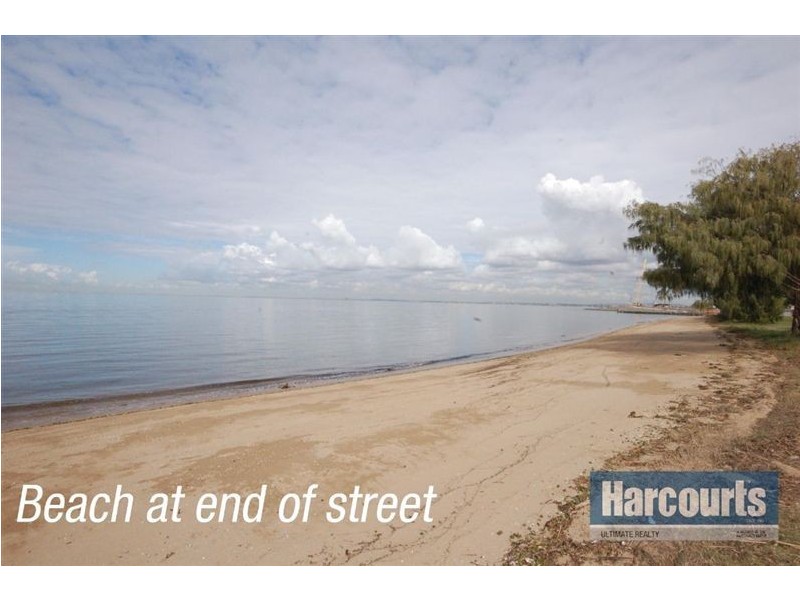 4 Angus Street, Clontarf QLD 4019