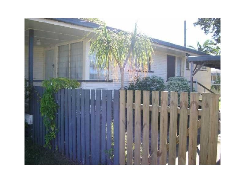 10 Edwin St, Redcliffe QLD 4020