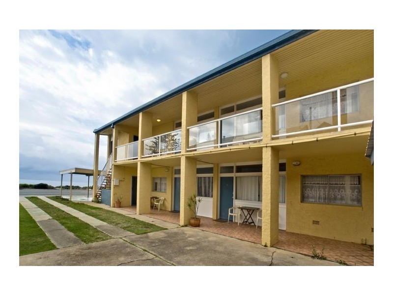45 Margate Parade, Margate QLD 4019