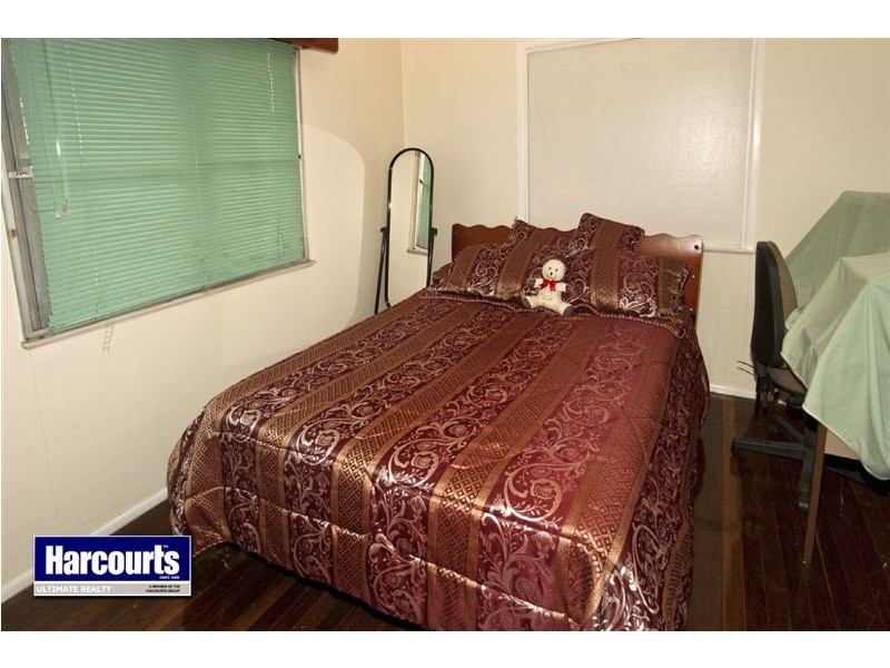 45 Garnet Street, Scarborough QLD 4020
