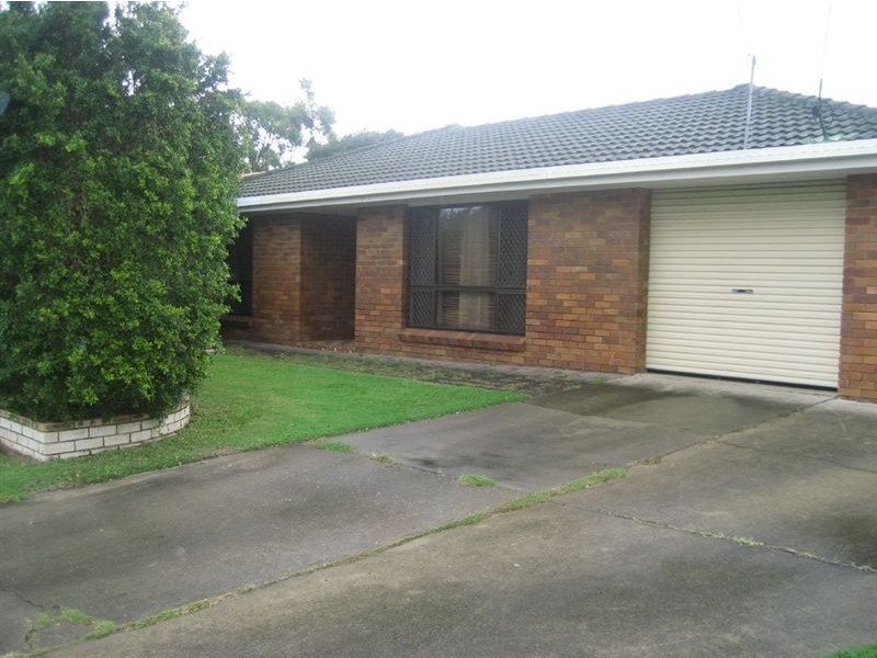 23 Beacon Crescent, Scarborough QLD 4020