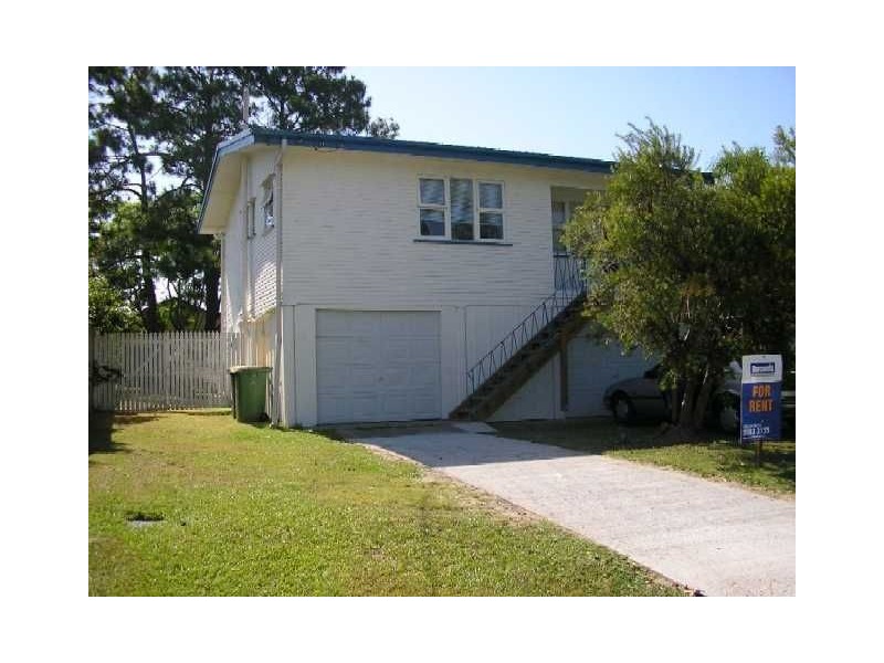 1/9 Scarborough Rd, Redcliffe QLD 4020