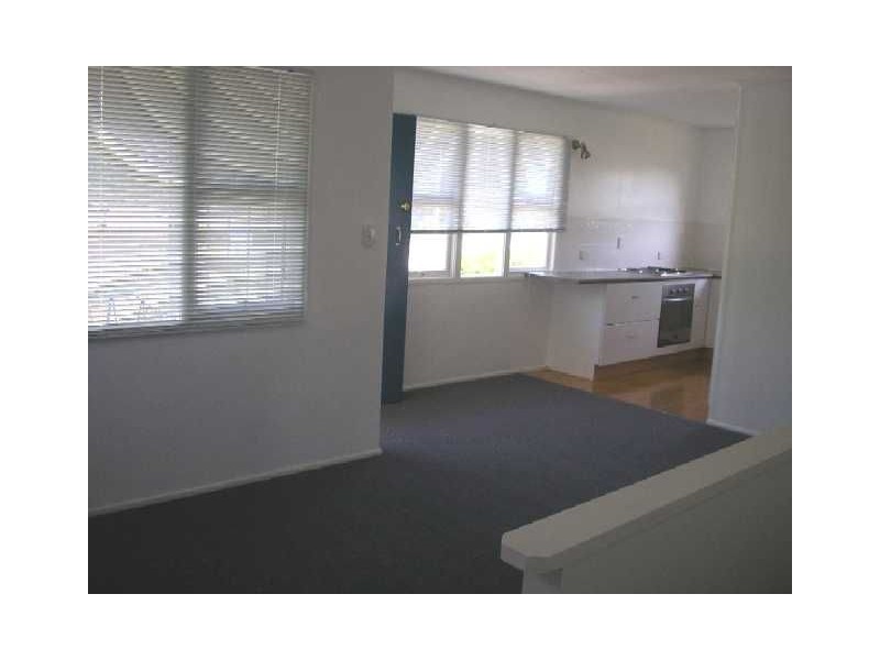 1/9 Scarborough Rd, Redcliffe QLD 4020