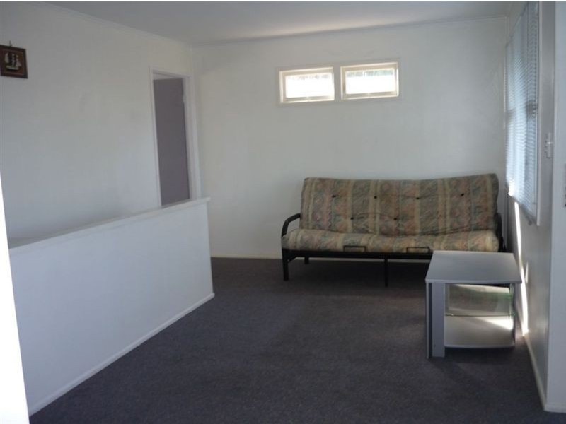 1/9 Scarborough Rd, Redcliffe QLD 4020