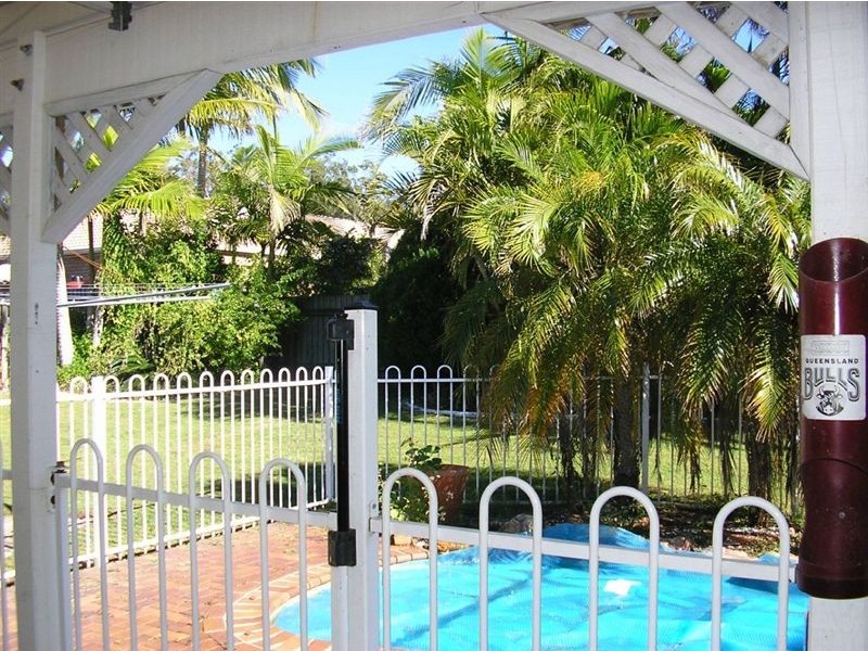 9 Cheshire st, Kippa-ring QLD 4021