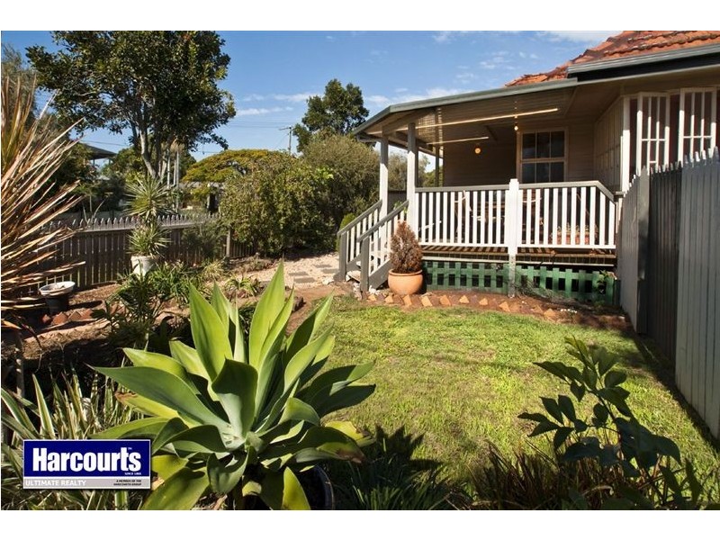 22 Clifford Street, Woody Point QLD 4019