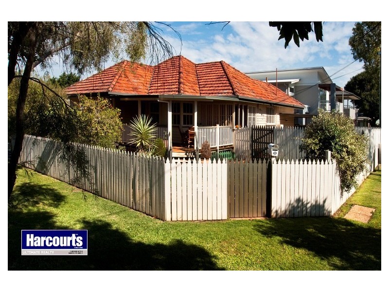 22 Clifford Street, Woody Point QLD 4019