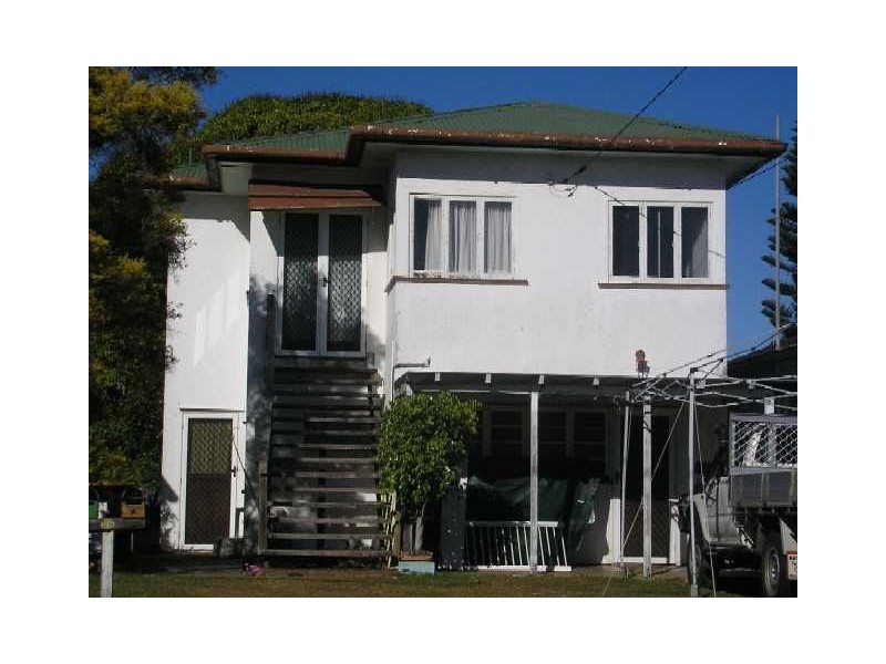 1/6 Inglis st, Woody Point QLD 4019