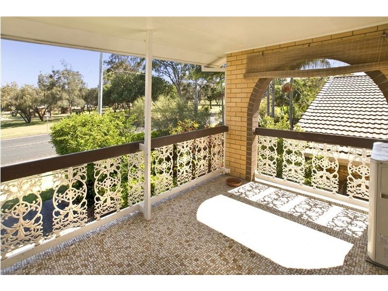 17 Thurecht Parade, Scarborough QLD 4020