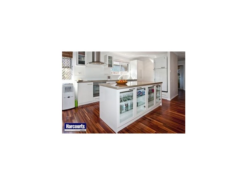 5A Campbell Street, Scarborough QLD 4020