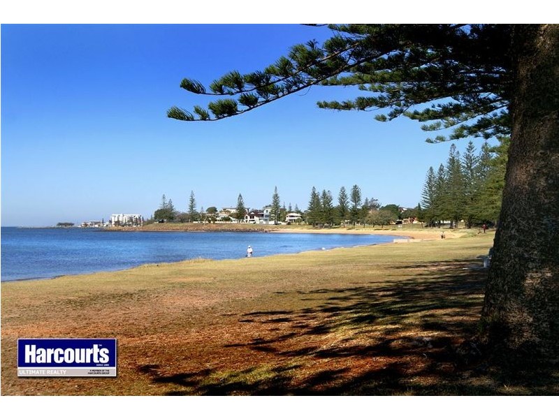 8/5 Rock Street, Scarborough QLD 4020