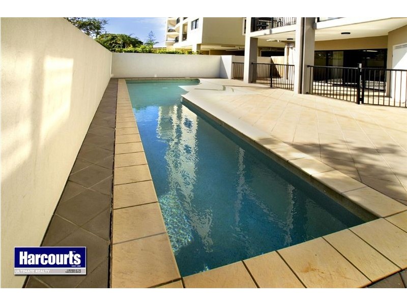 8/5 Rock Street, Scarborough QLD 4020