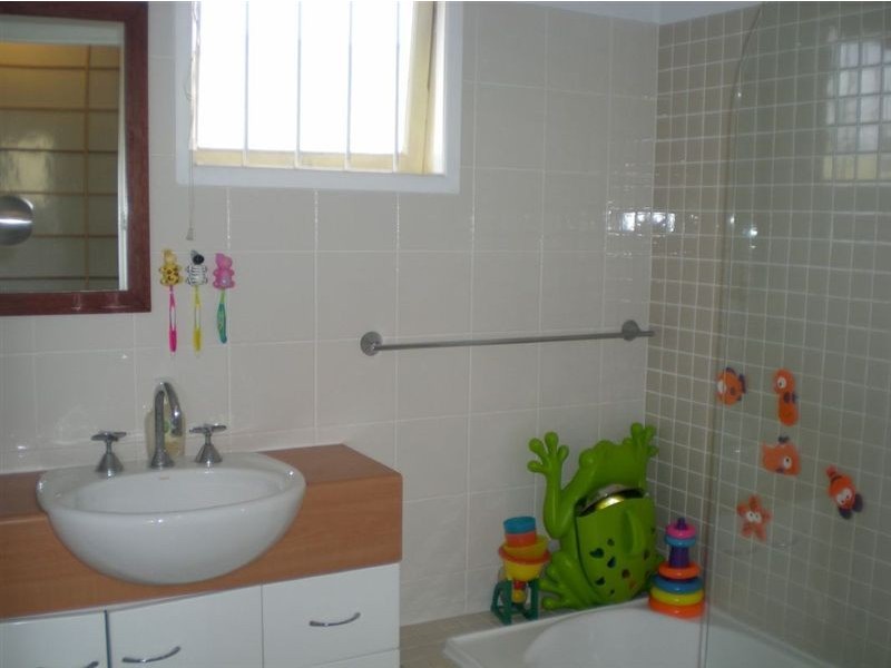 20 Dunns Terrace, Scarborough QLD 4020