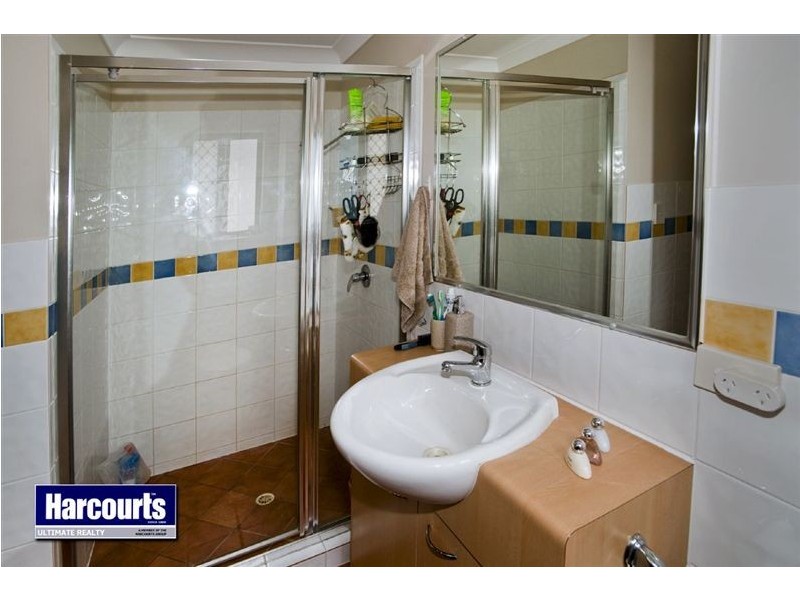 4/11 McNaughton Street, Redcliffe QLD 4020