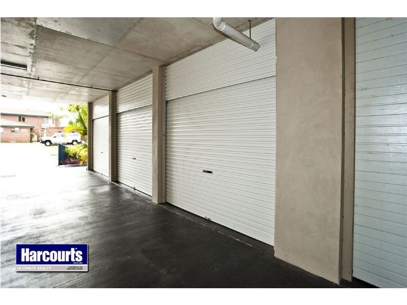 4/11 McNaughton Street, Redcliffe QLD 4020