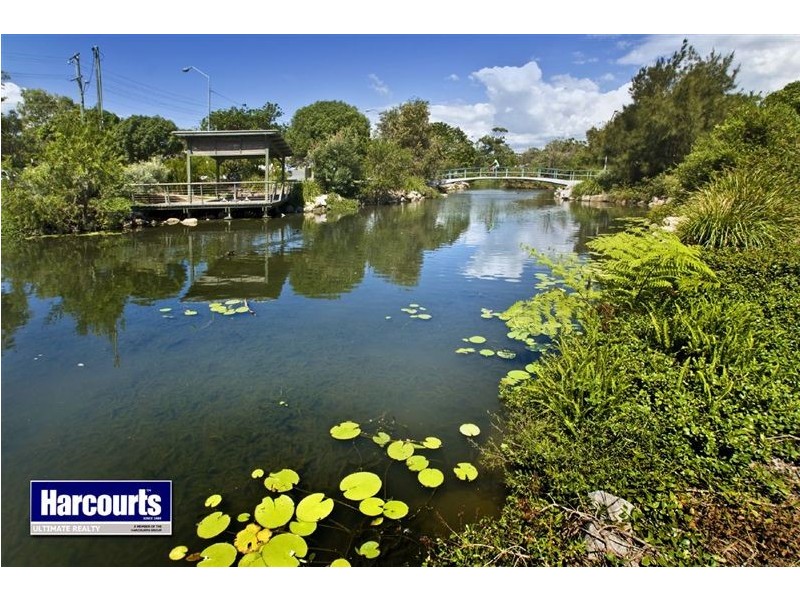 4/11 McNaughton Street, Redcliffe QLD 4020