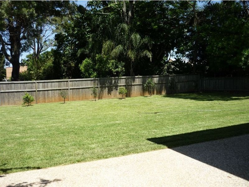 5 Adams Street, Scarborough QLD 4020