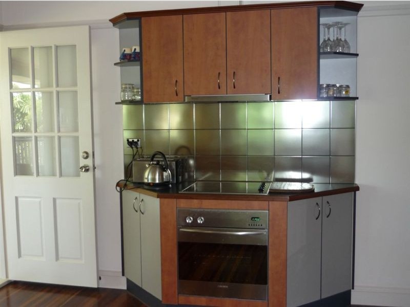 5 Adams Street, Scarborough QLD 4020