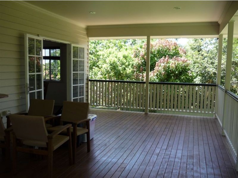 5 Adams Street, Scarborough QLD 4020