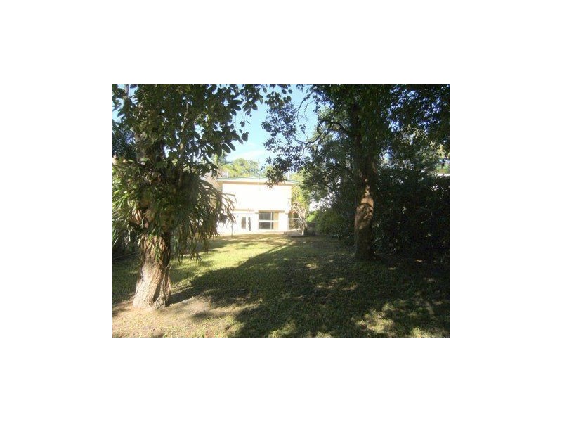 74 Pikett Street, Clontarf QLD 4019