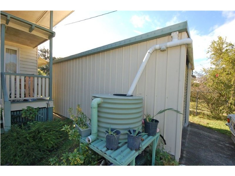 27 Essey Street, Clontarf QLD 4019