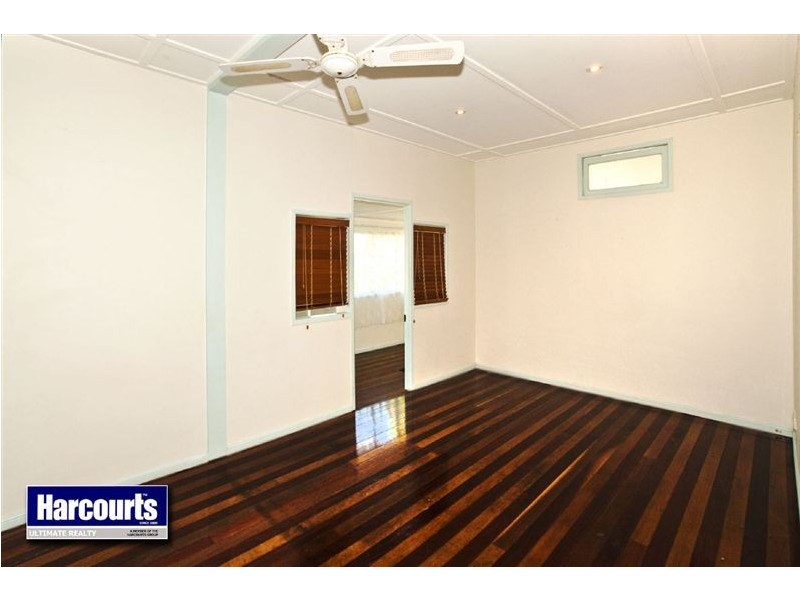 13 Bank Street, Margate QLD 4019