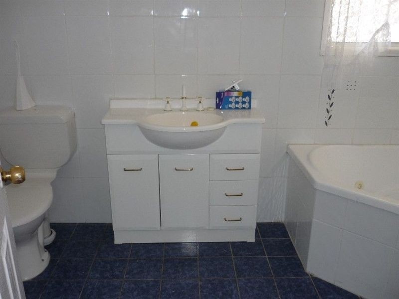 47 Scarborough Road, Scarborough QLD 4020