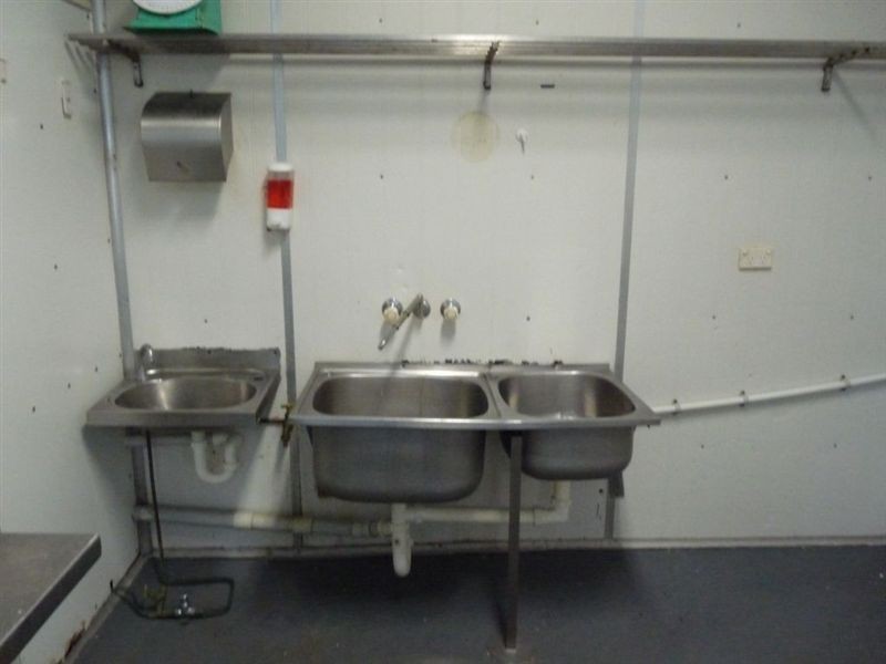 1 Silvyn Street, Redcliffe QLD 4020