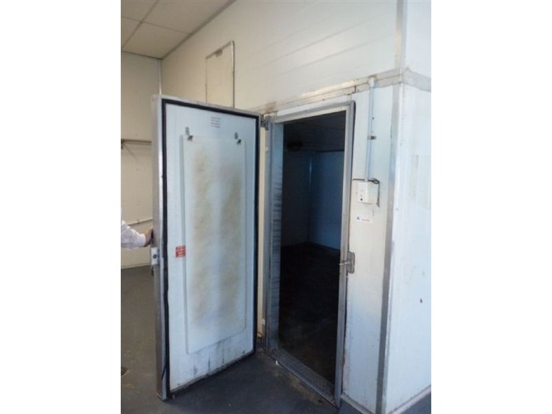 1 Silvyn Street, Redcliffe QLD 4020