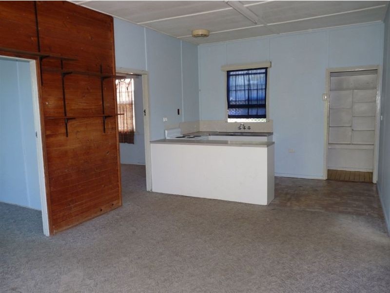 3/10 King Street, Woody Point QLD 4019