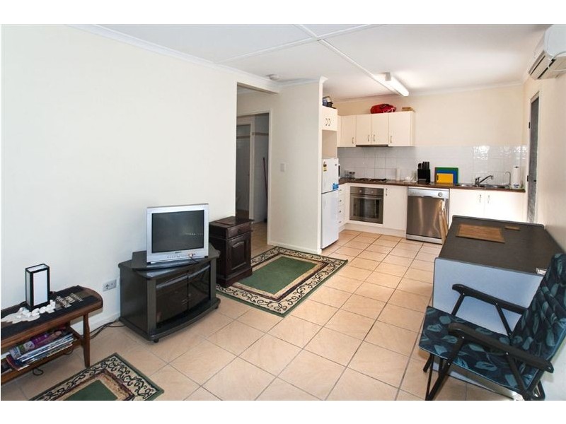 3/3 Thompson Crescent, Clontarf QLD 4019
