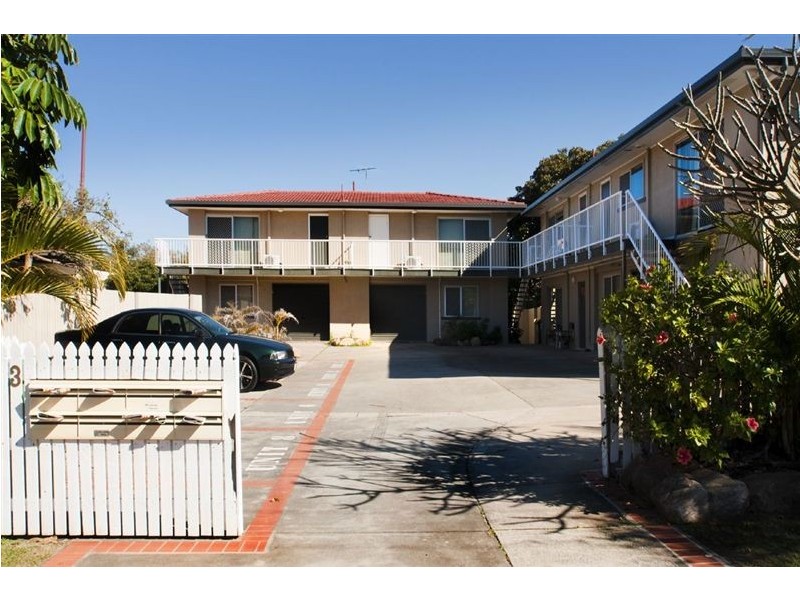 3/3 Thompson Crescent, Clontarf QLD 4019