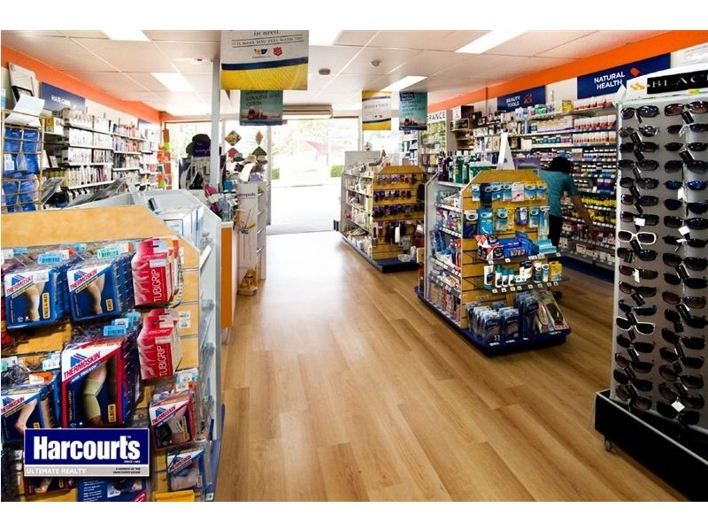 97 Landsborough Avenue, Scarborough QLD 4020