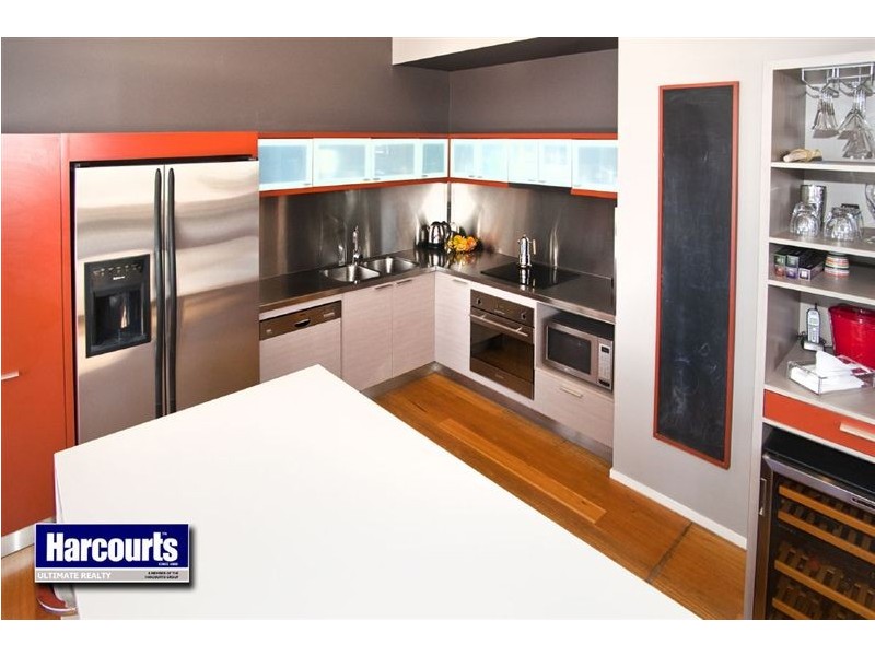 97 Landsborough Avenue, Scarborough QLD 4020