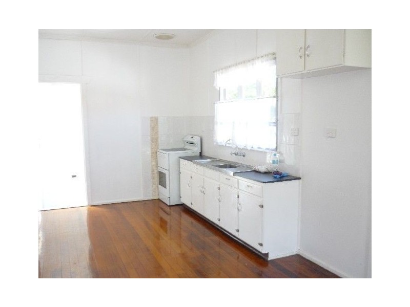 5 Conley Street, Clontarf QLD 4019