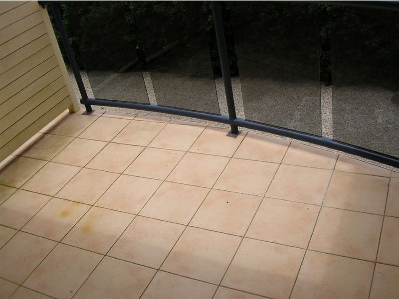 2/8 Langdon Avenue, Margate QLD 4019