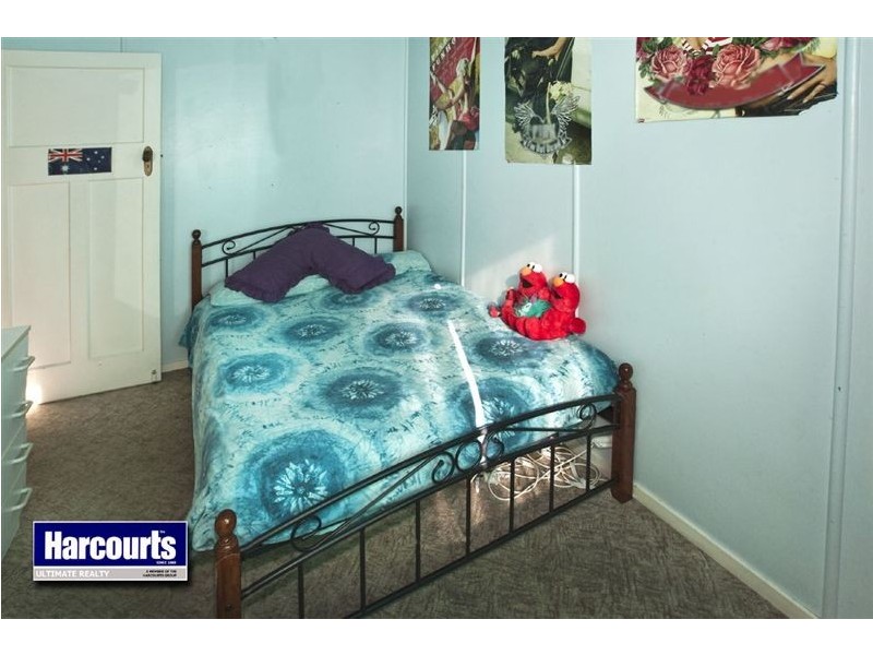 12 Manley Street, Redcliffe QLD 4020