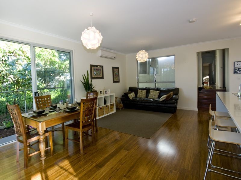 10 &/or 12 Dunns Terrace, Scarborough QLD 4020