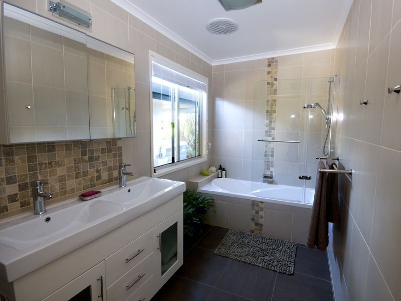 10 &/or 12 Dunns Terrace, Scarborough QLD 4020